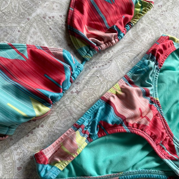 O'Neill Other - O’neill | Bikini Top and Bottoms